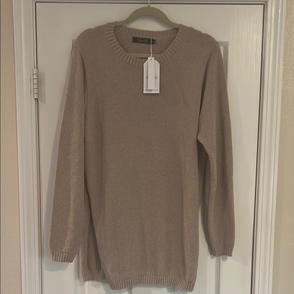 Tan Crew Neck Sweater with Classic Design